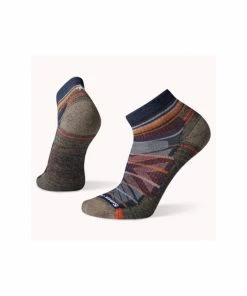 Hike Light Cushion Pattern Ankle Socks By Smartwool ACCESSORIES