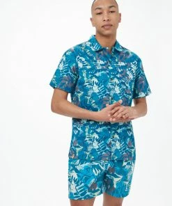Men's Quartz Short Sleeve Button Up By TenTree